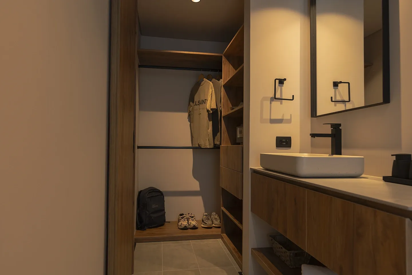Kiin Medellin | Fully Furnished Apartments all-inclusive Coliving. - Fully Furnished Luxury Apartments Denmark With Walk-In Closets